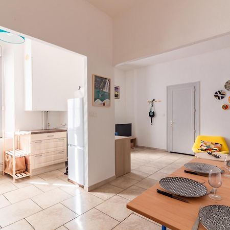 Le Cerisier Des 4 Chemins - Appt 75M² Pour 6 Apartment Каркасон Екстериор снимка