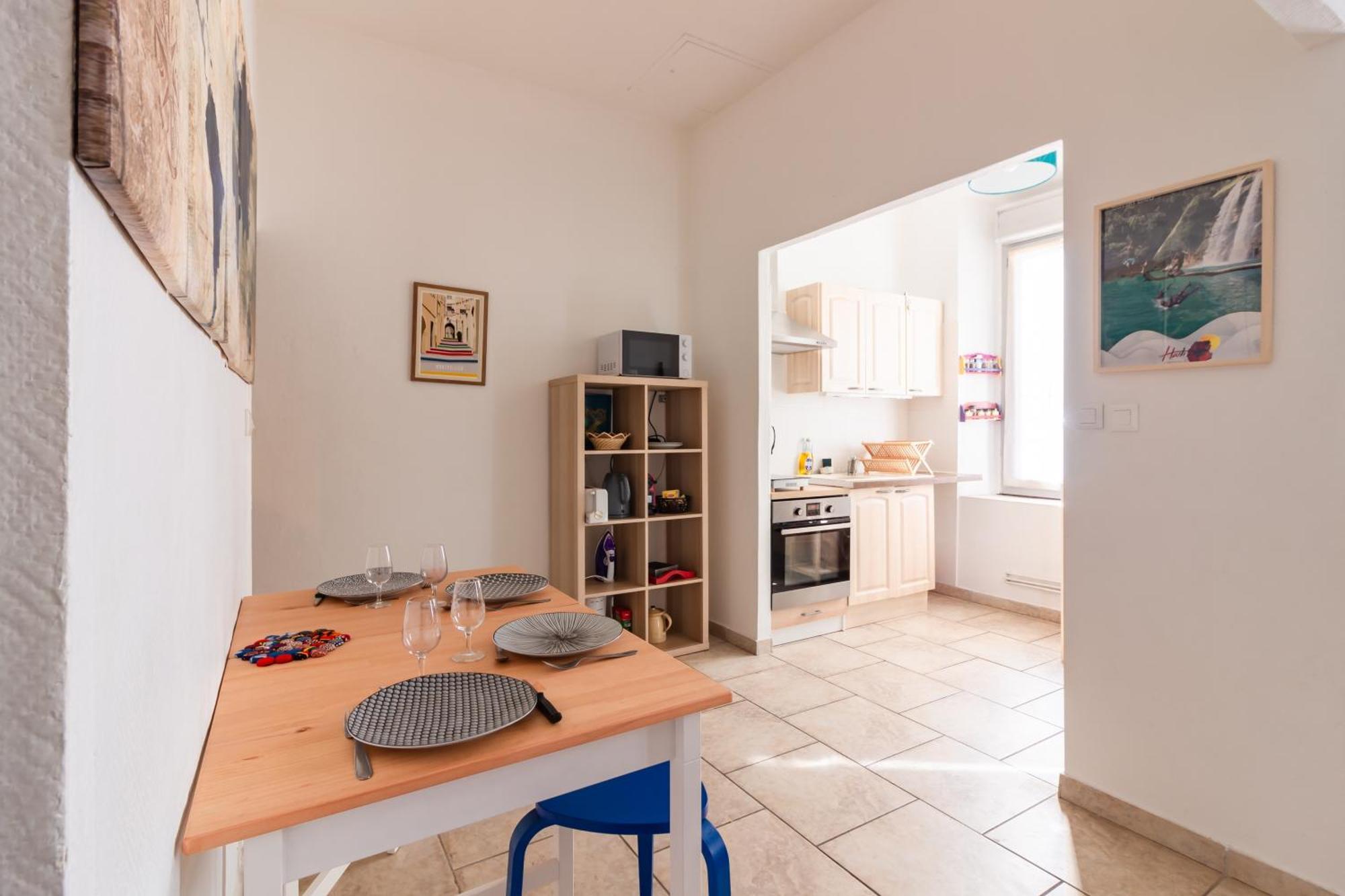Le Cerisier Des 4 Chemins - Appt 75M² Pour 6 Apartment Каркасон Екстериор снимка